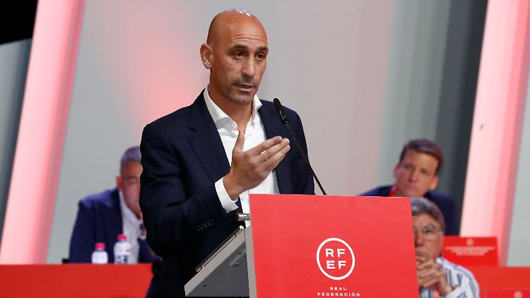 Der Druck auf Rubiales wächst weiter.
