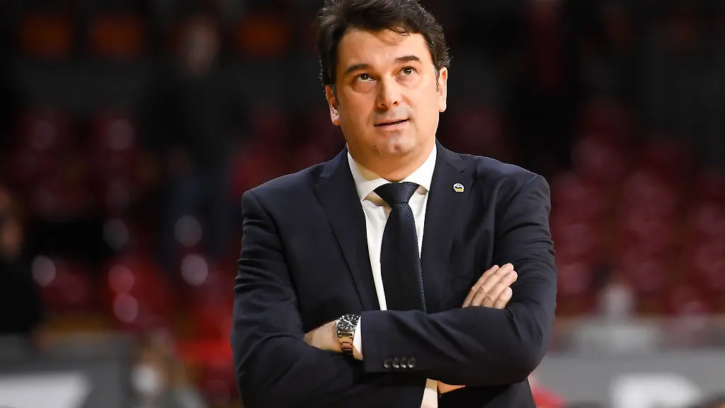 Israel-Gonzalez-Trainer-von-Berlin