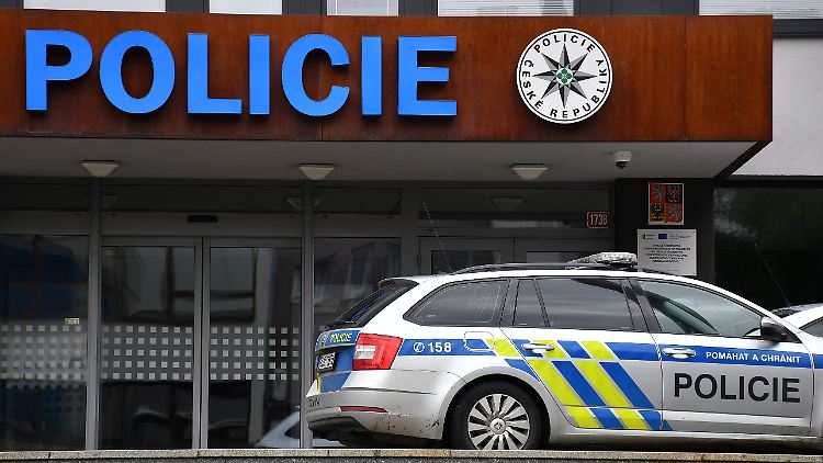 Die tschechische Polizei fahndet weiter nach den Komplizen des festgenommenen Täters.
