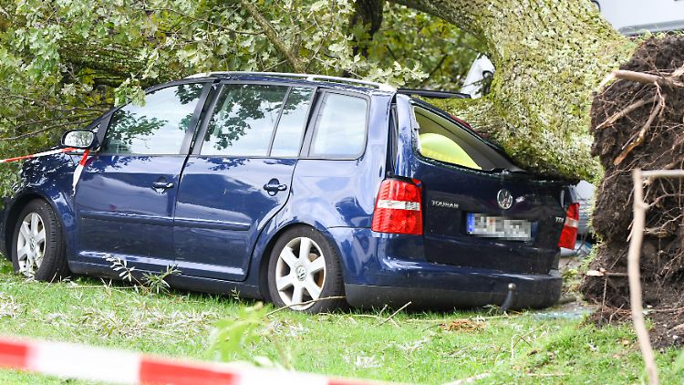 in Lindau wurde ein Campingplatz komplett geräumt.