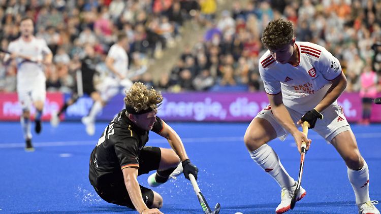 In einem engen Ringen behielt England am Ende die Oberhand - und spielt nun um EM-Gold.
