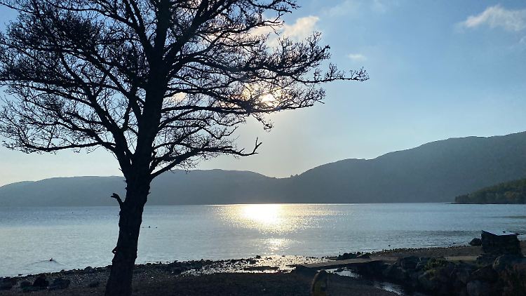 Hier suchen Dutzende Freiwillige nach Nessie: der Loch Ness.