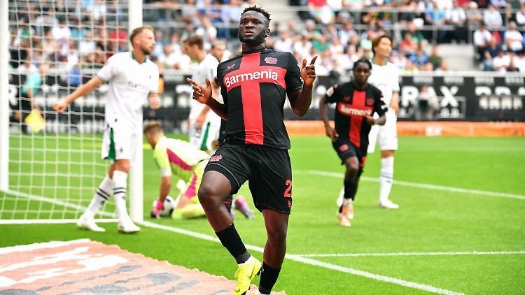Victor Boniface jubelt über sein 1:0.