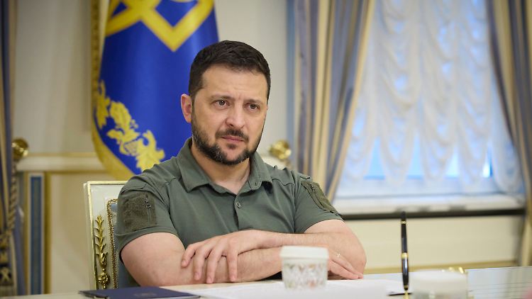 Der ukrainische Präsident sieht bei der Herstellung noch Luft nach oben.