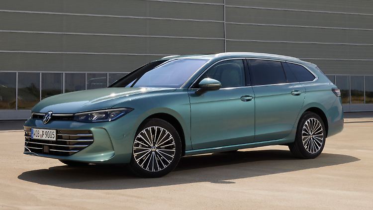Ganz klassisch: Mit typischem Volkswagen-Gesicht und ebenso typischer wie markanter Toronado-Linie dürfte der neue Passat bei der Stammklientel kaum anecken.