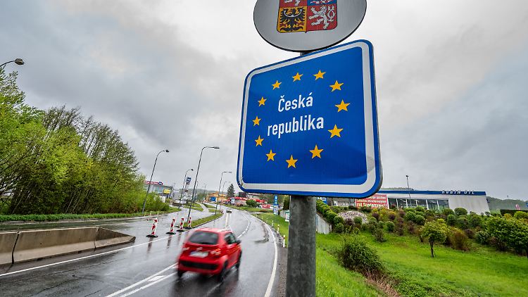 Verkehrsverstöße werden in Tschechien ab kommenden Jahr erheblich teurer.