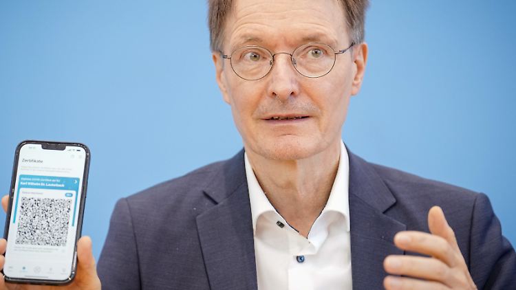 Lang ist es her, dass man seinen Impfstatus mit der Corona-Warn-App nachweisen musste. 