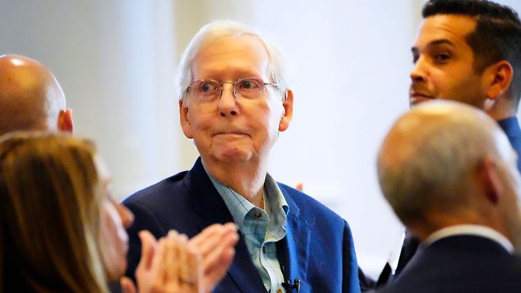 Der einstige Wortführer der Republikaner, Mitch McConnell, zeigt erkennbar Alterserscheinungen.