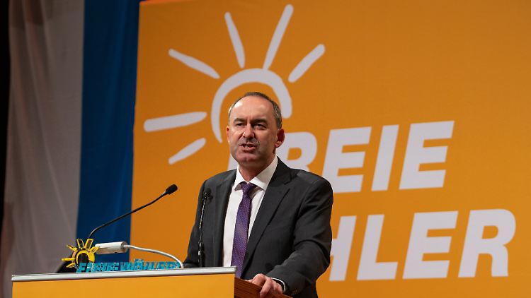 Aiwanger beim Parteitag der Freien Wähler im März.