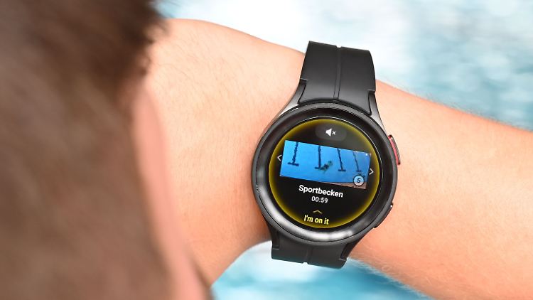 Auf der Smartwatch ist KI-gestützte Videoüberwachung möglich.