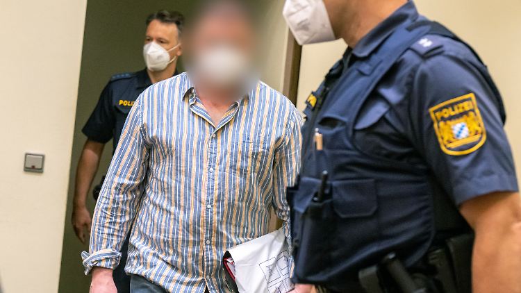 Walid D. muss sich wegen Bereitschaft zur Begehung eines Mordes und Vorbereitung einer schweren staatsgefährdenden Gewalttat verantworten.
