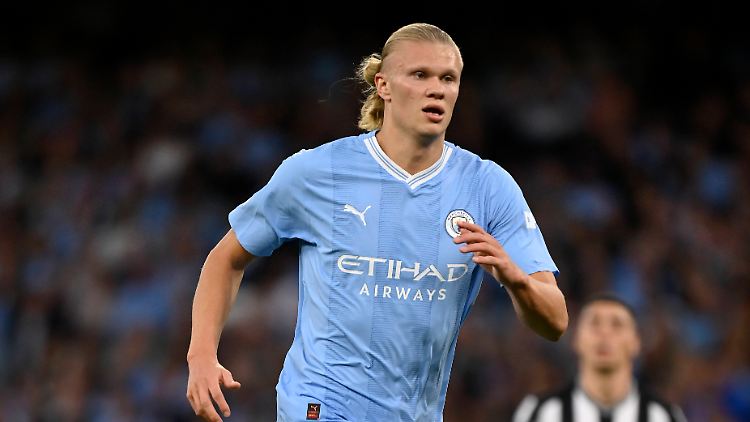 Erling Haaland ist Europas Fußballer des Jahres.