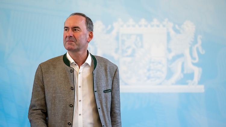 Der bayerische Vizeministerpräsident spricht von einer "Schmutzkampagne" gegen ihn. 