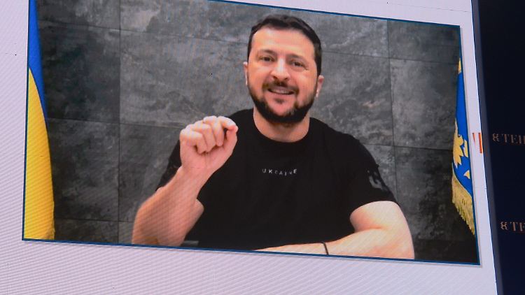 In einer Videoschalte spricht Wolodymyr Selenskyj beim  Ambrosetti-Wirtschaftsforum.