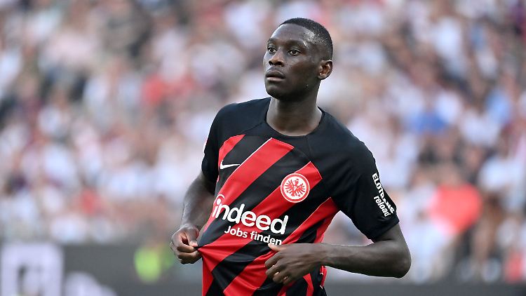Spielt jetzt doch bei PSG: Randal Kolo Muani.