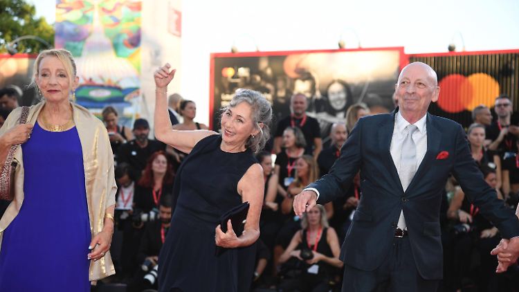 Jamie, Nina and Alexander Bernstein bei der Filmpremiere in Venedig.