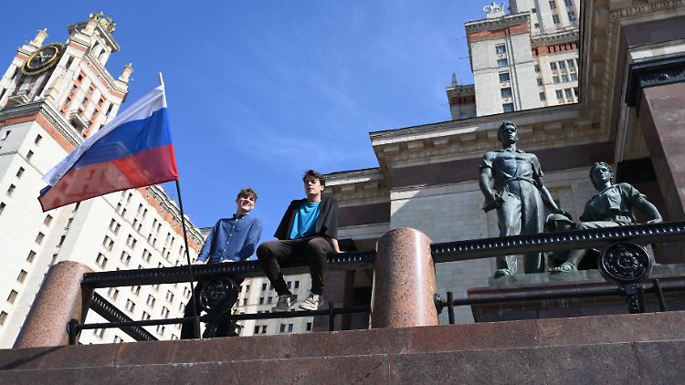 Neben dem Zugang zur Universität - hier die staatliche Lomonosow-Uni - erhalten Kriegsteilnehmer in Russland finanzielle Vergünstigungen.