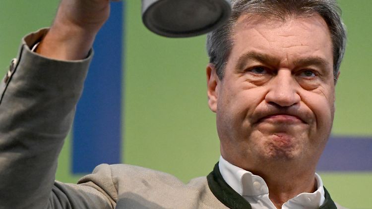 Auf dem Gillamoos machte Söder nur eine kurze Andeutung auf seine Entscheidung vom Sonntag.
