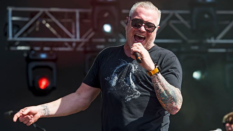 War mehr als 25 Jahre Frontmann von Smash Mouth: Steve Harwell. 