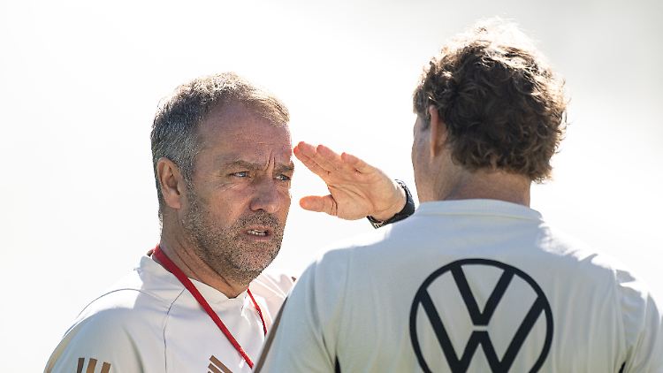 Hansi Flick muss die Nationalmannschaft am Mittellandkanal wieder auf Kurs bringen. 