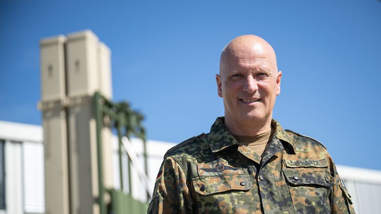 Luftwaffenchef Gerhartz ist mit der Erfolgsquote der Neuentwicklung von  IRIS-T zufrieden. 