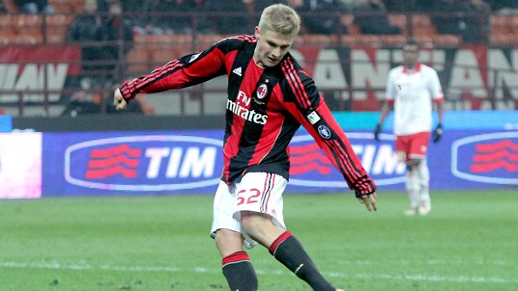 Mit 18 Jahren ist Alexander Merkel in der Serie A angekommen.