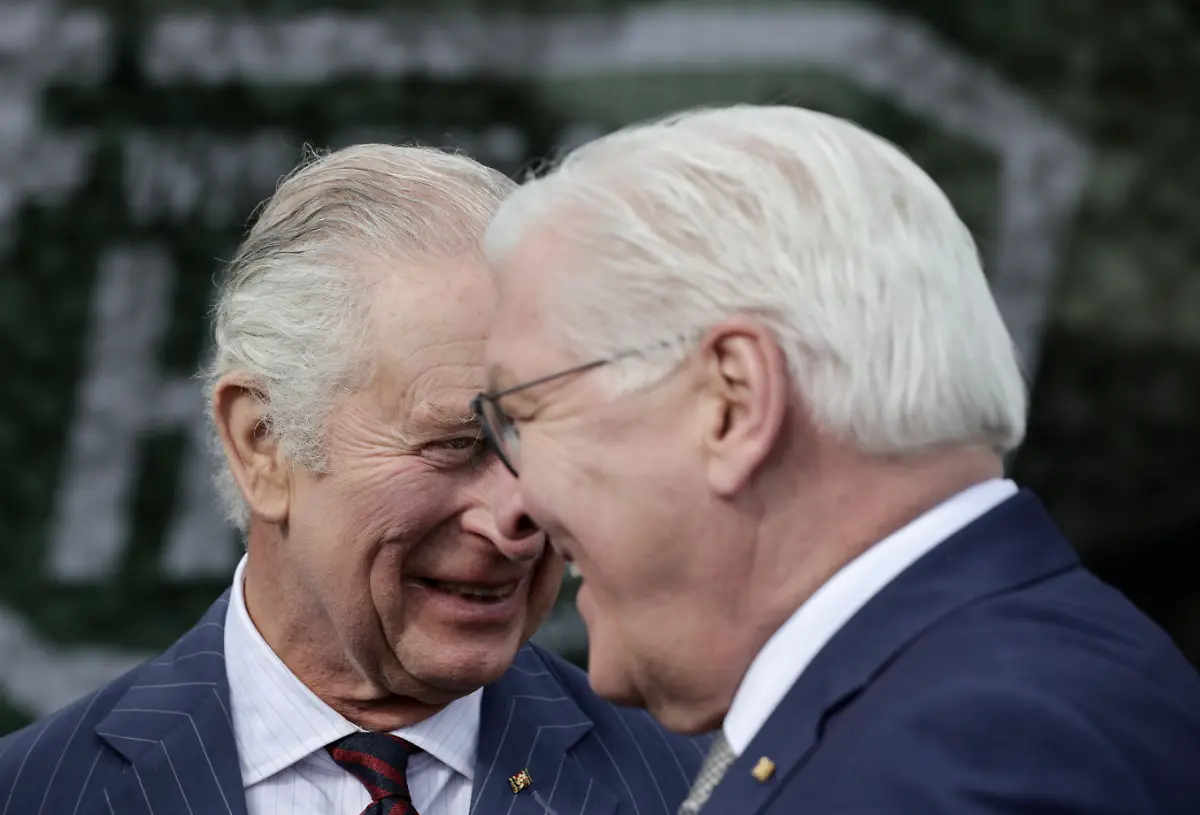 2023-03-30T144517Z-1260762771-RC2E40AK8V7A-RTRMADP-3-BRITAIN-ROYALS-GERMANY-KING