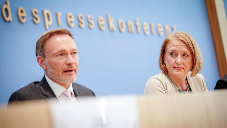 Mussten sich zu einer Einigung durchringen: Finanzminister Lindner und Familienministerin Paus.