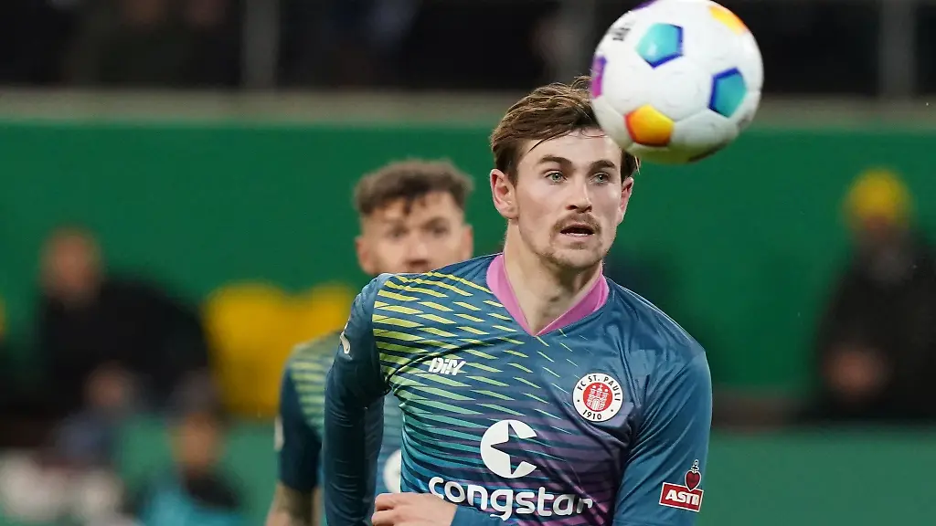 St-Paulis-Connor-Metcalfe-in-Aktion