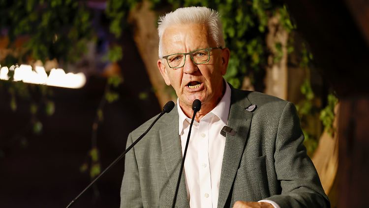 Mit der Rente mit 63 könne man nicht mehr umgehen wie bisher, sagt Winfried Kretschmann. 