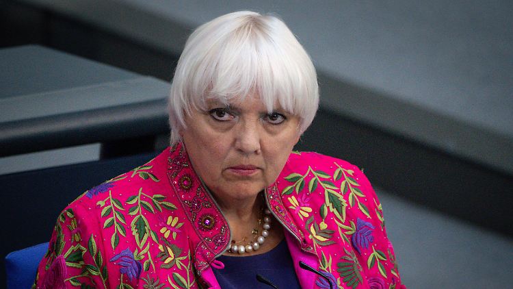 Zieht den Zorn der Kreativen auf sich: Claudia Roth.