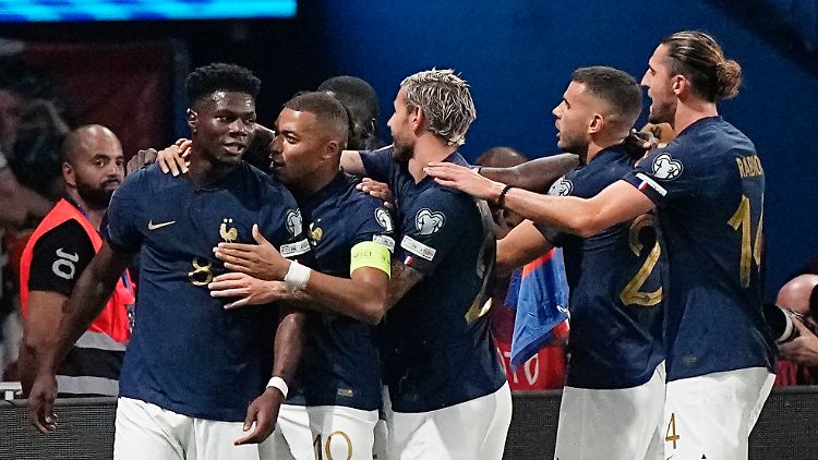 Fünfter Spieltag der EM-Qualifikation: Jubel bei Frankreich über das 1:0.