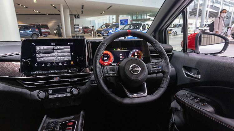 "Computer auf Rädern": Moderne Autos mit neuesten elektronischen Geräten wie GPS-Navigationssystem können Daten automatisch erfassen - auch senbsible.