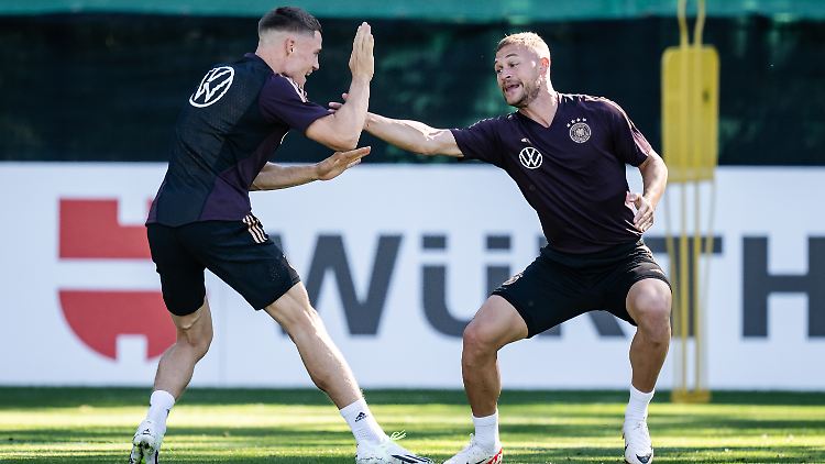 Kimmich muss wohl zurück in die Abwehr.