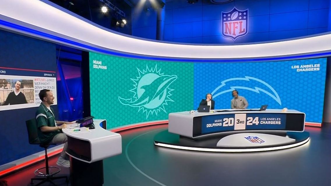nfl.JPG