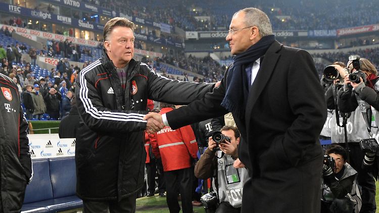 Van Gaal (links) und Magath im Jahr 2010, als sie mit dem FC Bayern und dem FC Schalke im direkten Duell aufeinandertrafen.