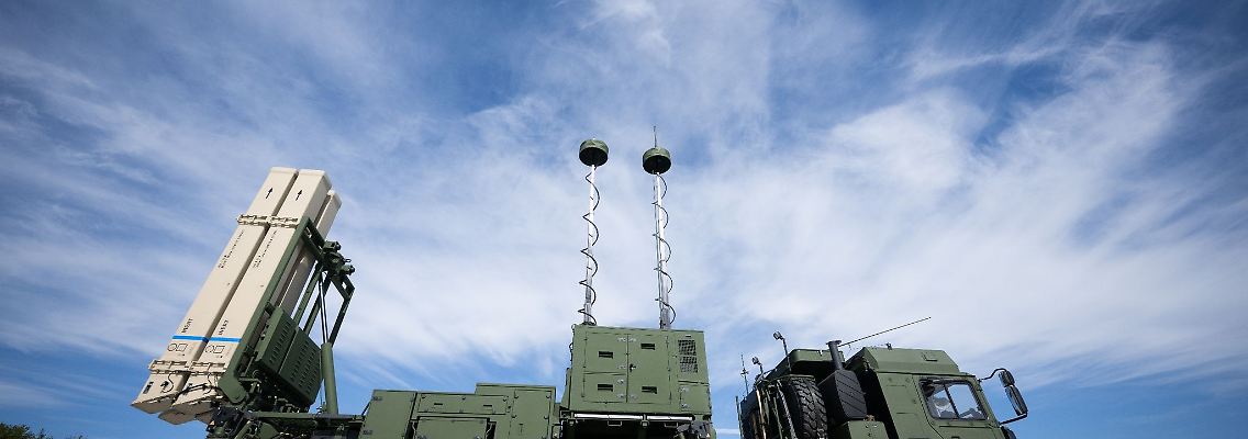 Ein Launcher des Luftverteidigungssystems IRIS-T SLM der Firma Diehl Defence: Lettland hat den Kauf des Mittelstrecken-Flugabwehrsystems vereinbart.