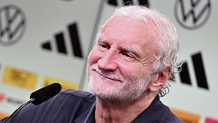 Ein glücklicher Ex-Bundestrainer: Rudi Völler.