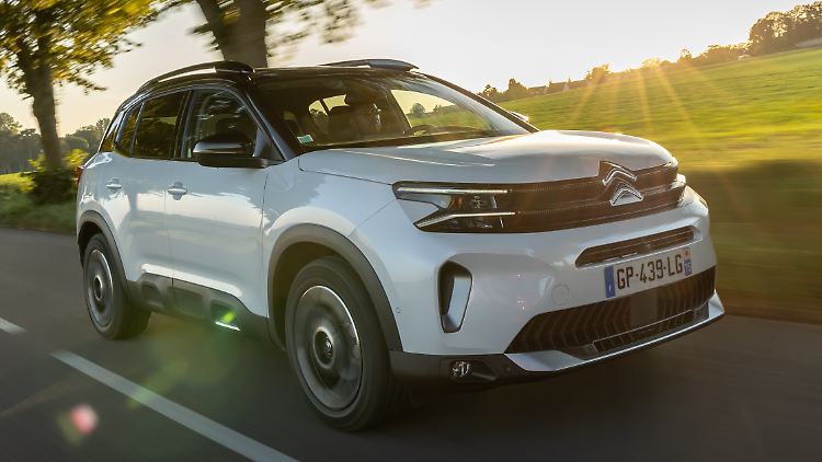 Der Citroën C5 Aircross fährt jetzt teilweise auch elektrisch.