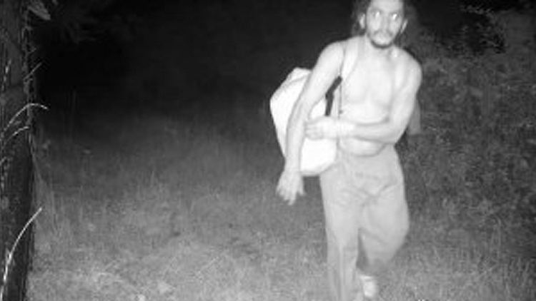 Cavalcante wurde während seiner Flucht mehrfach von Überwachungskameras gefilmt.