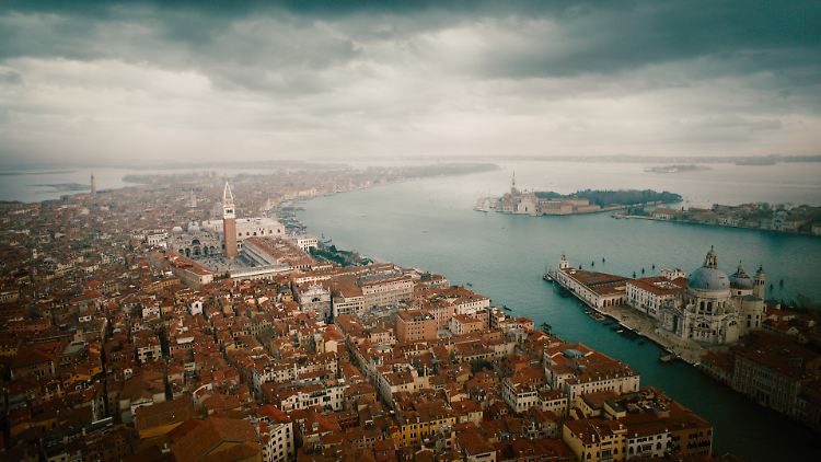 Im Film "A Haunting in Venice" ist (auch) Venedig der Star.