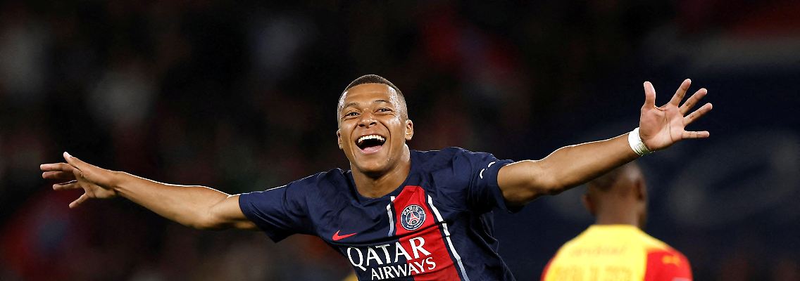 2023-08-26T211952Z_1967215199_UP1EJ8Q1M6TAH_RTRMADP_3_SOCCER-FRANCE-PSG-LEN-REPORT.JPG