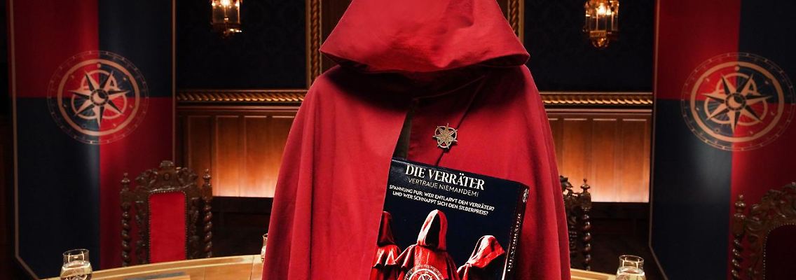Spannung pur verspricht das Brettspiel zur RTL-Sendung "Die Verräter - vertraue niemandem!"
