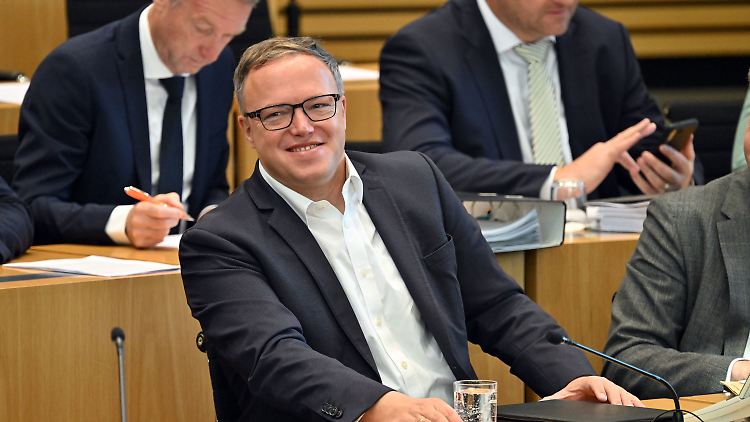 Thüringes CDU-Chef bringt auch Friedrich Merz in Erklärungsnot. 
