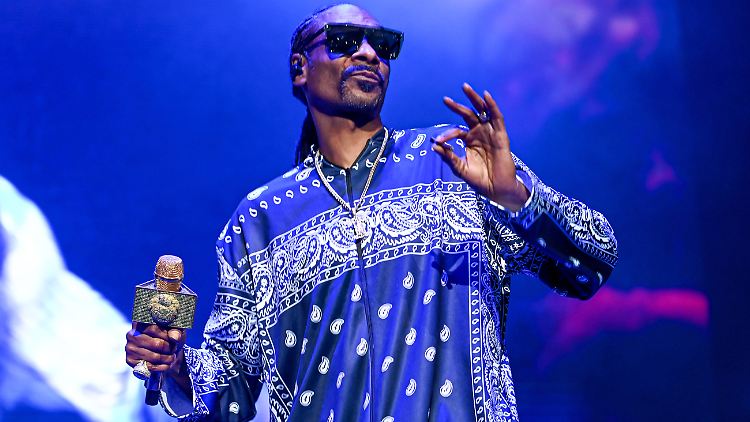 Snoop Dogg - auf der Bühne ein cooler Hund, in Gegenwart von Pferden wird ihm aber unwohl. 