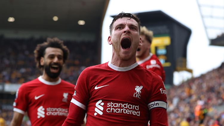 Andy Robertson freut sich nach seinem Treffer zum 2:1.