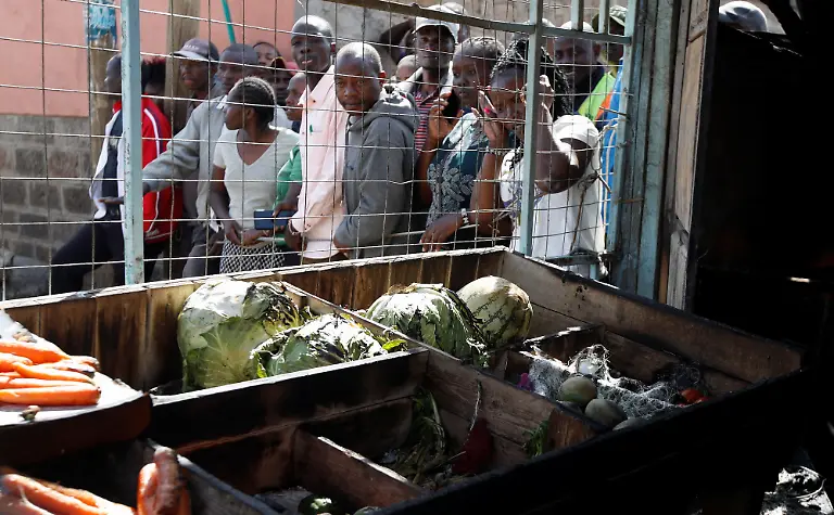 2024-02-02T092637Z-46688624-RC29U5A4S4VB-RTRMADP-3-KENYA-FIRE