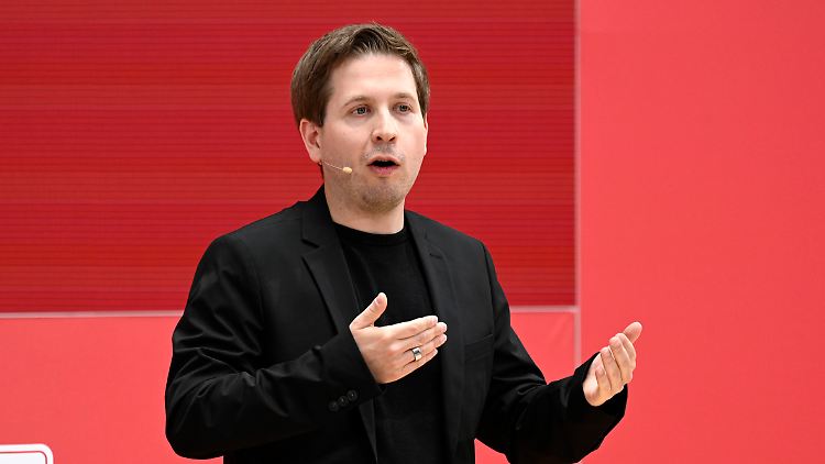 "Zeitpunkt, Ort und Inhalt des Söder-Interviews sind durchschaubar", meint Kühnert.