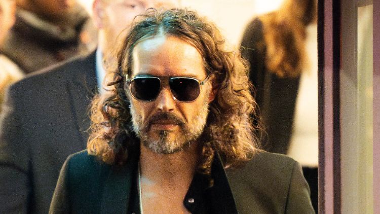 Die nächste Show von Russell Brand in London wurde nach Bekanntmachung der Vorwürfe verlegt.