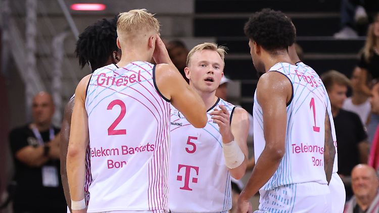 Die neuen Baskets spielen um den International Cup. 